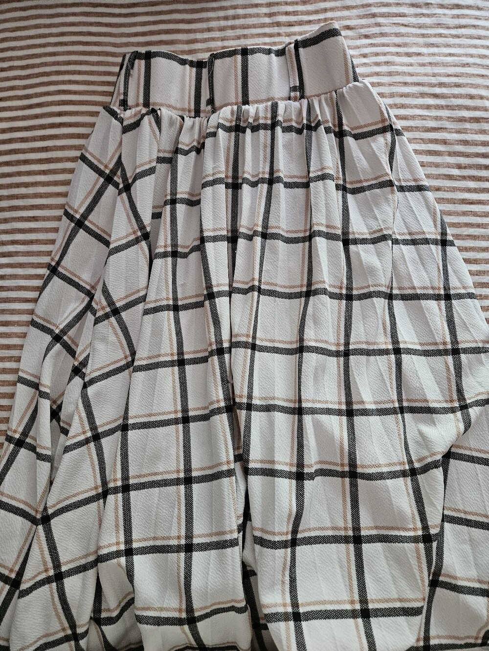 Women's White Plaid Elastic-Waist Skirt